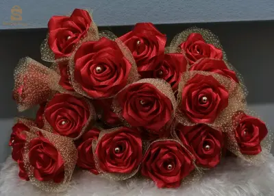 fleurs en satin