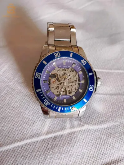montre  moteur homme  original