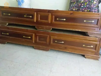 للبيع