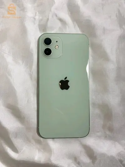 iPhone 12