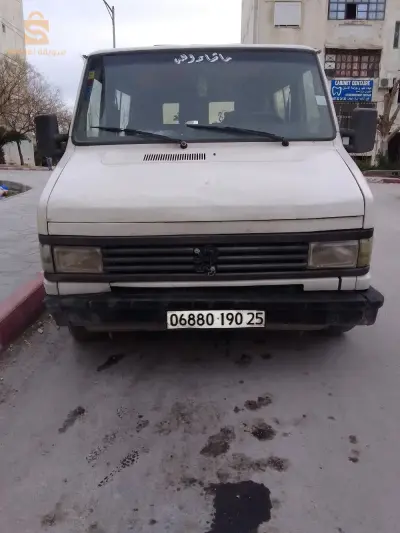 Peugeot J5