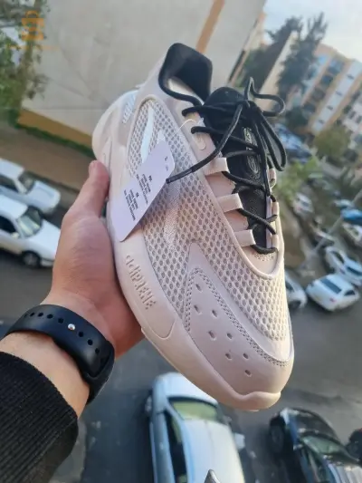 adidas ozelia