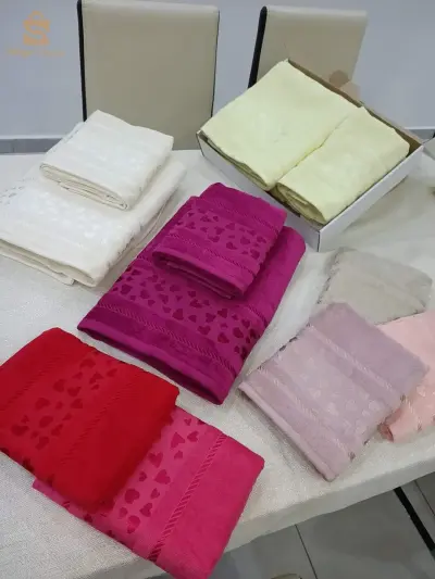 ensemble serviettes de bain