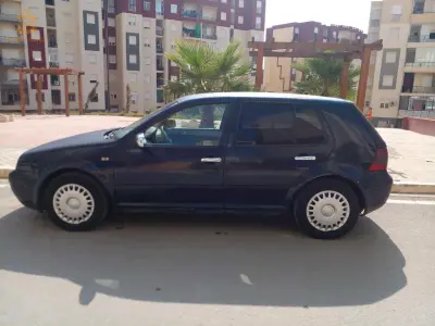Une très belle voiture
moteur 10 10
boite 10/10
suspension 10/10
roule 242000 real Mlbsa 2003 safé 5ans fiha gaz 2023 sbigha les ailes arrière capo wla mal mfihach chok la tol mstfa bsh chahbat chwiya khsha simolizaj
