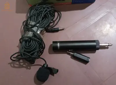 Microphone à vendre (pour ordinateur et téléphone)