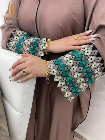 عباية خليجية