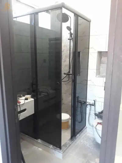 بيع و تركيب كل انواع الزجاج