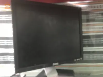 شاشة كمبيوتر