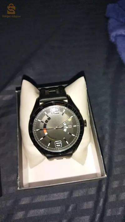 montre pour homme Tommy Hilfiger water resistant