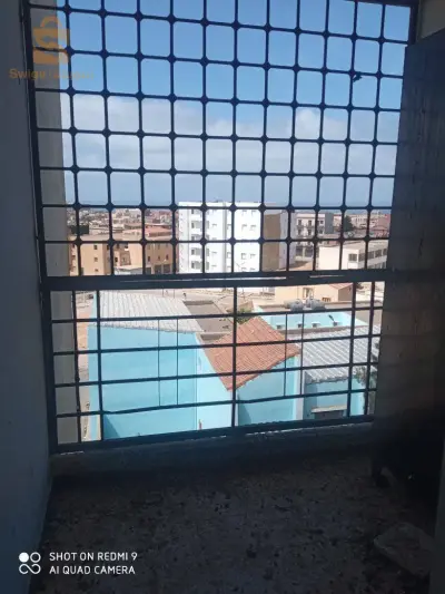 أف 3للبيع عين الترك بوزفيل الطابق الرابع
 0775262821