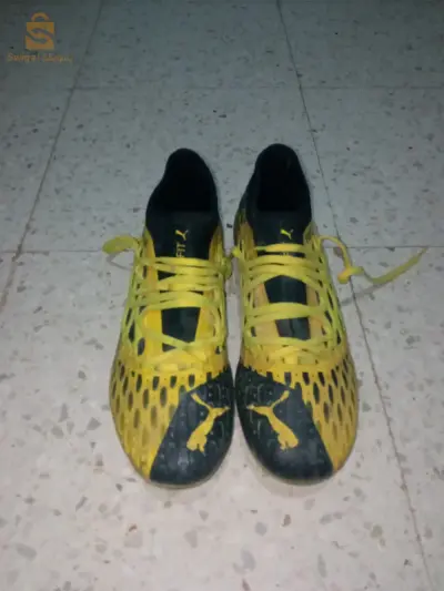 soulier de foot la marque Puma