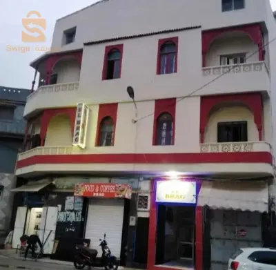 hôtel ( dortoir  ) a vendre