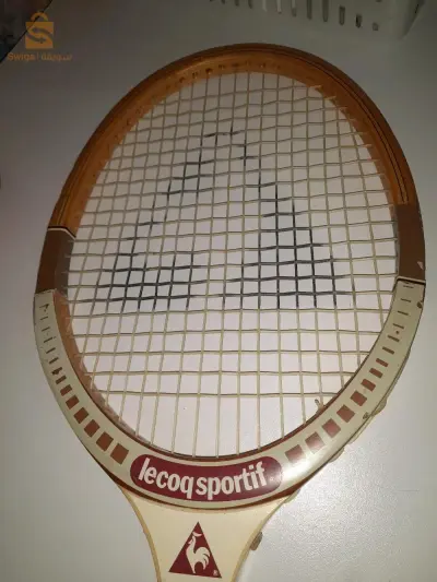 des raquettes de tennis