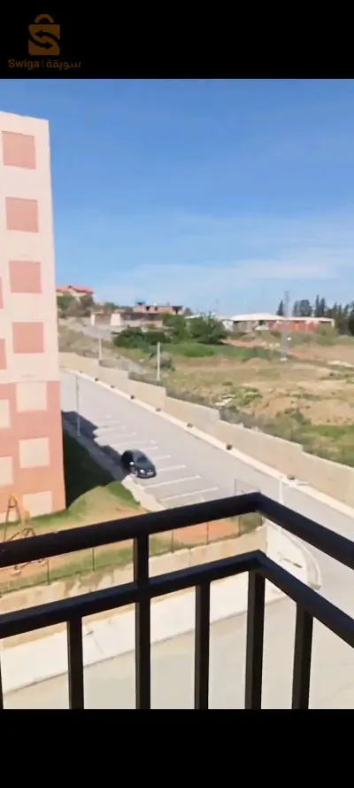 vente joli appartement F4  4eme étage,au site AADL ALI GHERAF 3000 Logts, KEK