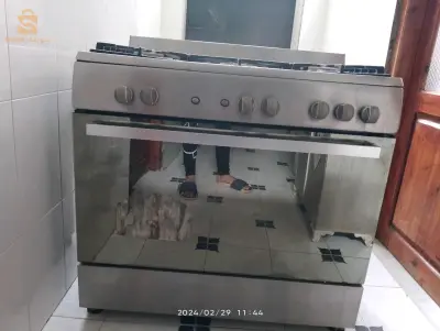كويزينيار للبيع في حالة جيدة