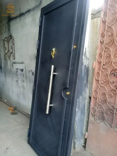 صناعة الابواب والنوافذ الحديدية و صناعة كل انواع المشواة و الطابونة