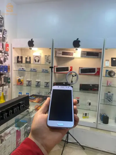هاتف سامسونع j5 مستعمل ( كابة ) في حالة جيدة جدا