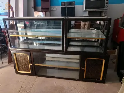 مرفع ألمنيوم مع 5ابواب بوطاجير و3ڨجورا
