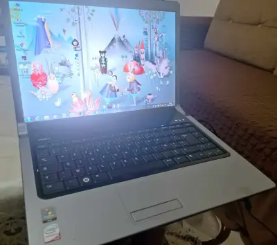 PC DELL STOCKAGE 200GB PROCESSEUR INTEL DUO 4 GB DE RAM SOUS WINDOWS 7