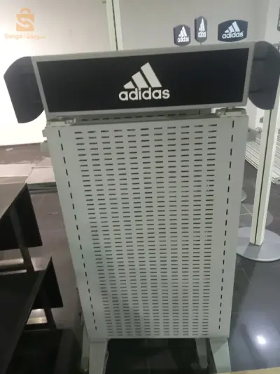 accessoires pour magasin de sport
