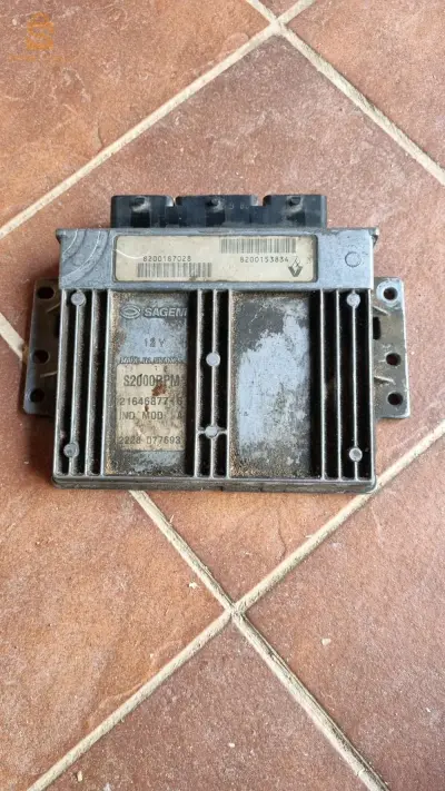 Calculateur moteur Renault 1.2 simple