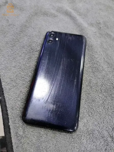 Samsung a04e