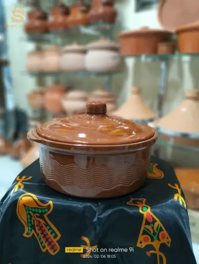 أوانى فخارية تقليدية تستعمل لى الطهي في رمضان