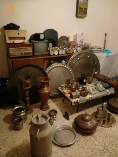 تحف قديمة