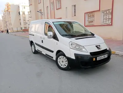 متور مليح محطوط اطول فيه باب وطرف بورت كاس