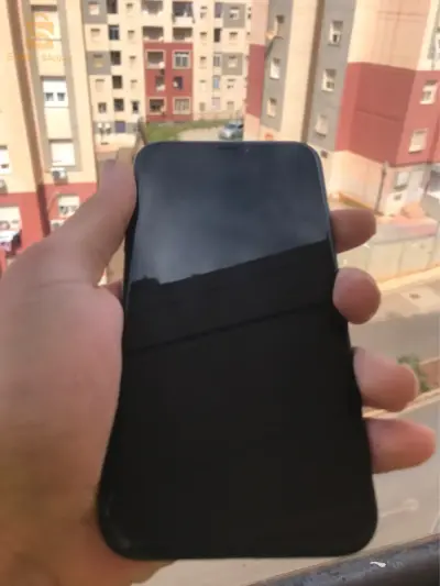 iPhone XR jms taftah