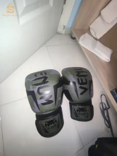 اولاد يعيش