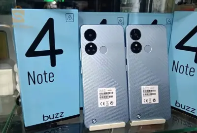 Smartphone Buzz note 4
