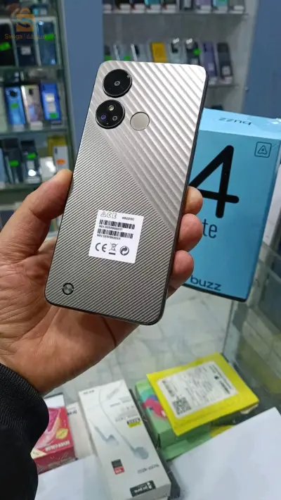 Téléphone BUZZ NOTE 4