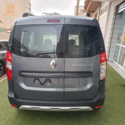 Renault  kongoo 2023