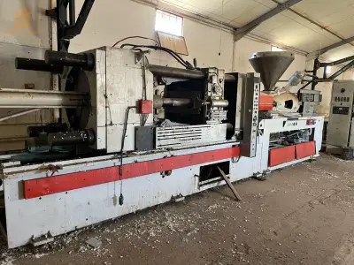 machine d’injection du plastique