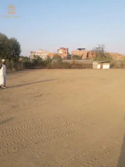 قطع أراضي صالحة للبناء