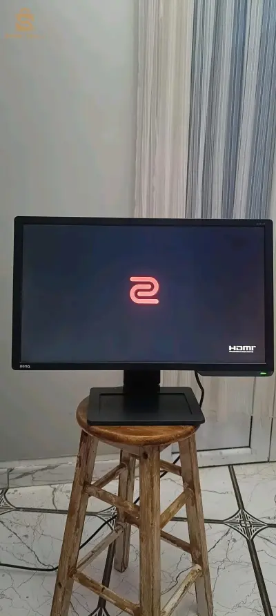 écran BenQ xl2411p 144hz