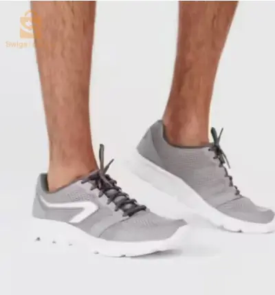 CHAUSSURES DE SPORT MARQUE DÉCATHLON
