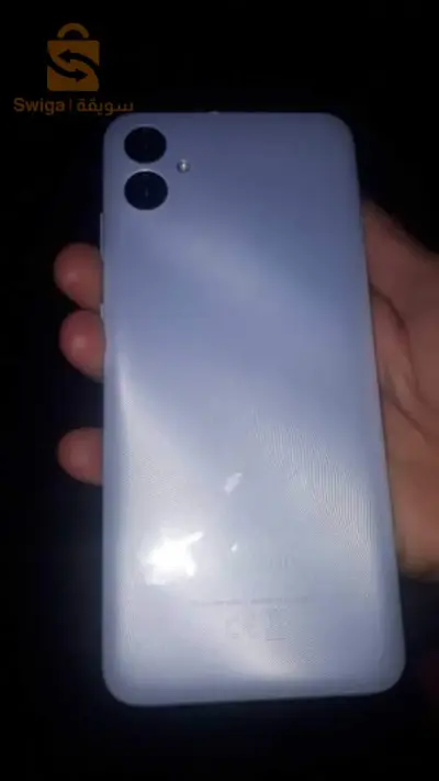 f04e