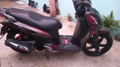 sym sr