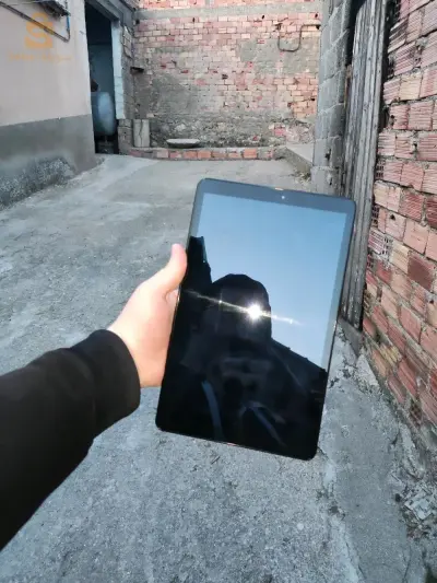 SAMSUNG Galaxy Tab A 10.5