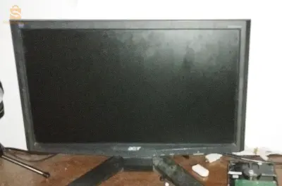شاشة حاسوب acer 18.5