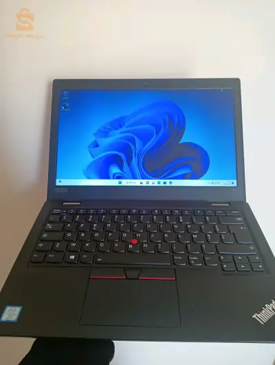 LENOVO THNIKPAD L380✨🇪🇺