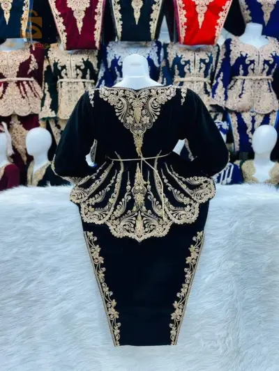 #كراكو صولد  كمية محدودة  😍 الإتقان و الجودة الرفيعة التعمار بي أيادي ذات خبرة في المجال و الطرز  بالفتلة
فاست مع السروال #800 الف 
متوفر بجميع الالوان والمقاسات المطلوبة 🤗 
#من_38_حتى_48
 التوصيل متوفر لجميع الولايات والدفع عند الاستلام 👌

رقم الهاتف 
0657373175