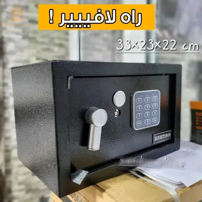 #خزنة لحفظ الأموال و النقود ديجتال إلكترونية بيترو آمن صغير مع لوحة مفاتيح رقمي 
Coffre Fort Electronique 33*23.5*22 cm #BEETRO TC0575 4.1 Kg
【خامة متينة  】صندوق الأمان المطلي هذا مصنوع من المعدن الصلب مع ثقة قوية وقوة تدوم طويلاً؛ هناك ألوان متعددة وأنيقة لتختار من بينها.
【أحدث تصميم ضوء لمستشعر】 هذه الخزنة المنزلية مجهزة بأحدث تصميم . عند استخدام لوحة المفاتيح الرقمية لفتح الخزنة،
【سهلة الاستخدام】تحتوي الخزنة الآمنة على طريقتين لفتح القفل. عندما تفشل إحدى طرق الفتح، يمكنك استخدام طريقة الفتح الأخرى. الطريقة الأولى هو مفتاح التحكم اليدوي + المقبض. أدخل المفتاح في فتحة القفل وقم بإدارته عكس اتجاه عقارب الساعة. ثم قم بإدارة المقبض في اتجاه عقارب الساعة. الطريقة الآخرى عبارة عن كلمة سر شخصية / كلمة سر رئيسية + مقبض (في المرة الأولى للفتح، يمكنك فتح الصندوق الآمن فقط بواسطة المفتاح / لا تترك المفاتيح في الخزنة!)
【تلبية احتياجاتك】الحجم الخارجي للخزنة الذكية: 33*23.5*22 cm، 
【آمن ومخفي】يحتوي صندوق الأمان الصغير هذا على اثنين من المسامير المتحركة السميكة، وباب فولاذي مقاوم للعبث (السمك 2 انش) ومفصل مخفي مقاوم للعبث مما يحسن من أمان التخزين.
 يمكن إخفاء صندوق الإيداع الآمن بتصميم مبتكر في منزلك أو مكتبك. يمكنك تركيبه بسهولة على رف الحائط أو في الخزانة بواسطة برغيين توسيعين.
0665955230فب👉viber watts