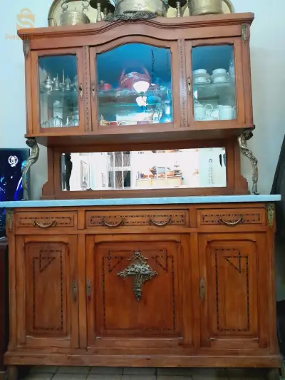 meuble d'antiquité