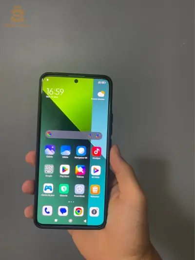 redmi note 13pro 256/12+4 jamais utilisé et avec antichoc