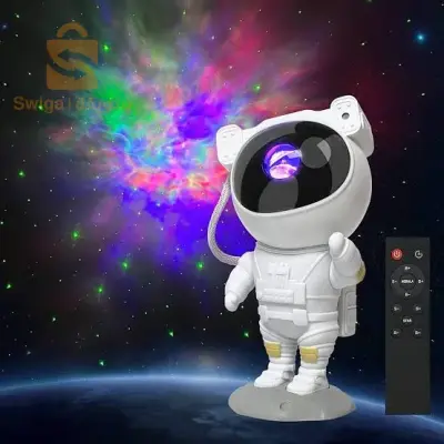 الفضائي المضيئ