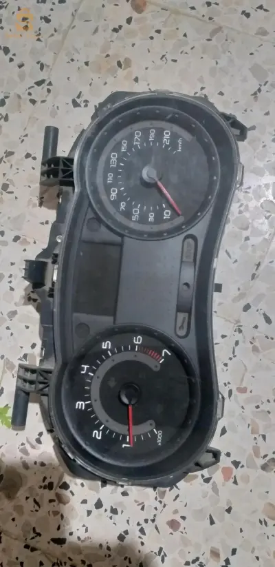 كونتار كليو فراشة