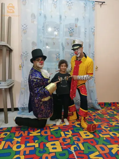 "Soirées enchantées avec des clowns et des princesses!"